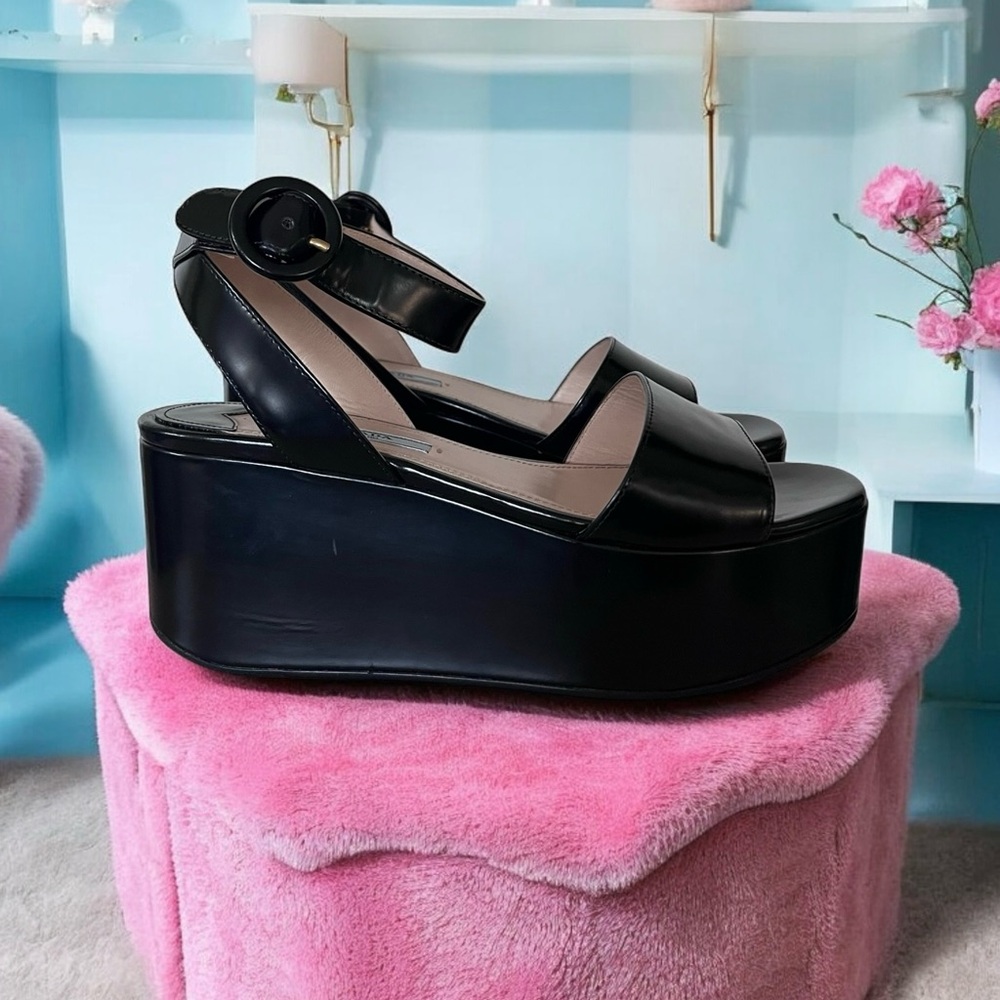 PRADA Platforms Black Leather Sandals 37.5 (virgin shoes in original box!)